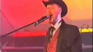 CAJUN MOON 