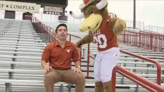 Hook'em Stakes His Claim!