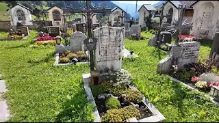 Pflersch Pfarrei zum hl. Antonius Abt, Walk through the Church and the Churchyard Italy (Dolomites)