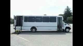 Used Buses For Sale Chevrolet C5500 28 Passenger Luxury Shuttle Bus with On-board Bathroom!