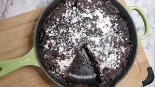 Chocolate skillet cake