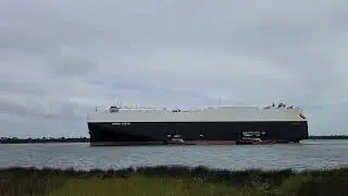 Car Carrier inbound on the Cooper River