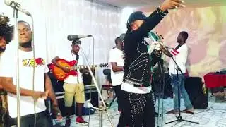 ARTISTE MUSICIEN KANDA CHARME ALOBI BA DANCE EKOTI NA ÉGLISE LIBOSO BA DANCE  EZALAKA NA BA CONCERT