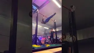 Matil&uacute; Settimelli, champion of the Barbenders Static Cup 2024!🏆 #Shorts #shorts #frontlever