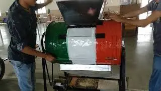 Corn de seeding machine diploma 6sem project in noble engineering college junagadh(2)