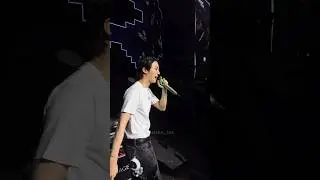 jin connect💜jin singing with army#jinconcert#jin#jinarmy#bts#btsarmy#jinconcertclip#seokjin#kpopreel