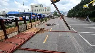 다원종합중기 / 진동밸브 활용 휀스 빔 인발 및 해체작업 (설정 고급 화질 1080p) engcon tiltrotator