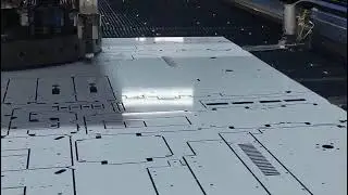 Buy & Sell Quickly Zatpatmachines - Used Turret Punch Press Yawei HPE-3058-38LA2 - 2015