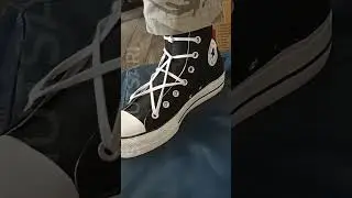 Star Shoelace Design on Converse Platforms #shoelaces #converse