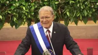Presidente S&aacute;nchez Cer&eacute;n rinde informe de dos a&ntilde;os @Angie_TCS