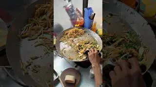 1$ STREET FOOD IN MALAYSIA🇲🇾🥚 #panhasasuke #streetfood #viral #reels #shorts #viralfood
