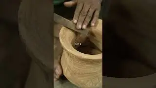 Reef vase in the making.