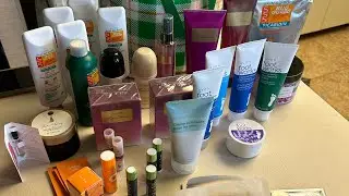 Avon Unboxing - Courtesy of Lisa Garman