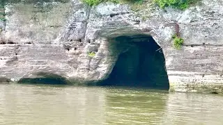 Kayaking into Caves of the Fox River, Illinois