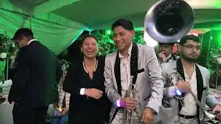 Homenaje al coyote banda la fregóna en vivo