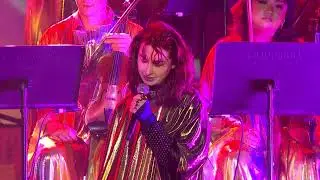 Vera Ellen and the Exploding Rainbow Orchestra perform 'Andy' in tribute to Don McGlashan.