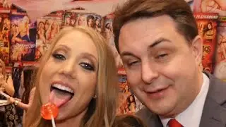 Shawna Lene&eacute; gives a blowjob lesson for Andrea Dipr&egrave;