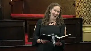 Jenny Lindsey sings a solo of Mozart's 