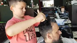 Ο πιο μικρό barber στην Ελλάδα
