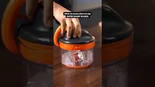Crushing ice in vegetable chopper viral video #vegetablechopper #icecrunching #crushingcrunchy