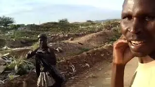 SOME PEOPLE GETTING IT VERY HARD TO PUT BREAD ON THE TABLE IN AFRICA NAMIBIA 🇳🇦