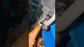 Mercedes om651 e250 CDI engine mount removal without dpf removal #enginemount