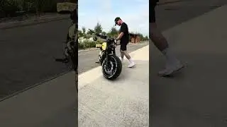 This is how you ride off in style. 😮&zwj;💨