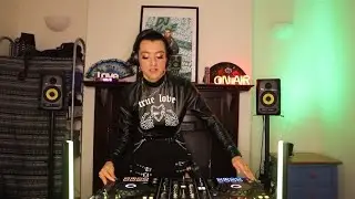 DJ LIL E - House Is Home Livestream 0009