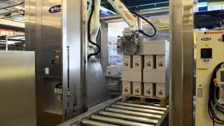 Pallet magazine/ pallet dispenser PALOMAT Inline at Arla dairy