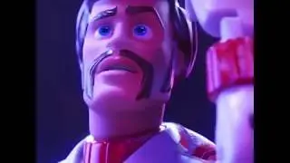 Toy Story 4: Keanu Reeves Teaches Tony Hale How To Pose