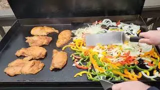 Blackstone Flat Top Gas Grill Griddle 2 Burner Propane Fuelled Rear Grease Management System Review
