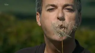 Nature Nuts With Julian Clary 3of3 Thixendale