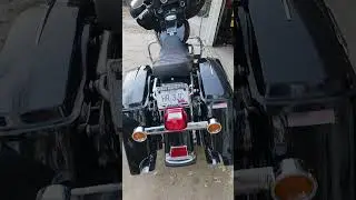 Low profile seat.  2007 Electra Glide standard