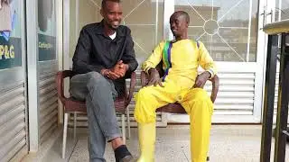 Irebere umumotari w'umunyarwanda muri Kampala usekeje,  bamwise yellow man kubera kwambara umuhondo
