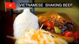 EATING the VIETNAMESE SHAKING BEEF in KRAKOW (Poland)