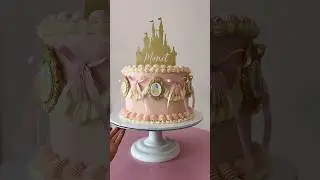 Hate when that happens 😭🩷 #cake #cakedecorator #pastel