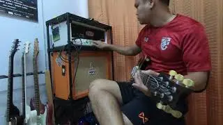 PRS Modern Eagle Quatro with Bare Knuckle Aftermath through EVH 5150 noodling
