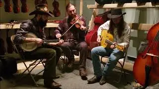 The Dust Covers pickin' The Snake River Reel
