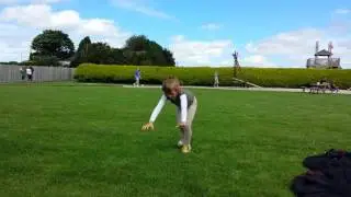 Zoe - young acrobat