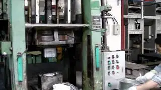 Double action deep drawing mechanical pot punching machine