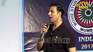 Akshay Kumar Launches Insurance Policy For &lsquo;Stuntmen Of Movie Stunt Artist&rsquo;s Association&rsquo;