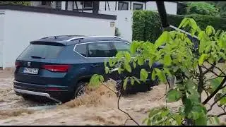 the destructive power of water, Streets turn into rivers in Germany after heavy rains, улицы реки