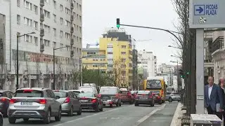 Lisbon residents react as Portugal slowly getting back to normal life following power outage