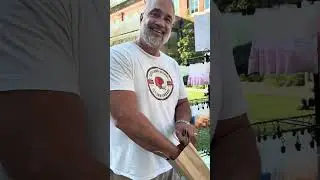 Мы со Скоттом сделали свечу на вечеринке &laquo;Купи местный магазин&raquo;! Так весело!