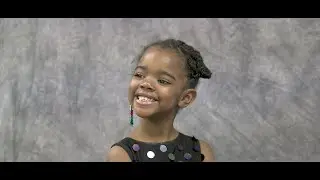 Akron art teacher launches free picture day for inner city students