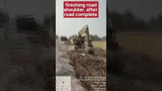 🥸🥳 ROAD shoulder finishing.😬 #jio5g #poclainmachine #viralshort #short
