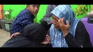 TANGISAN SANTRI BARU DAN AYAH IBU DI PESANTREN JAMI'ATUL QURRO' DAN PESANTREN AISHWA NAHLA PALEMBANG