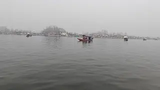 Dal Lake , Srinagar , Jammu & Kashmir live today ( Sunday 28th December 2025 )