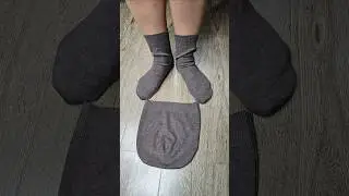 Socks and a hat from an old sweater #diy #sewing