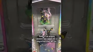 Pok&eacute;mon TCG Prismatic Evolutions Premium Figure Collection 🌈✨